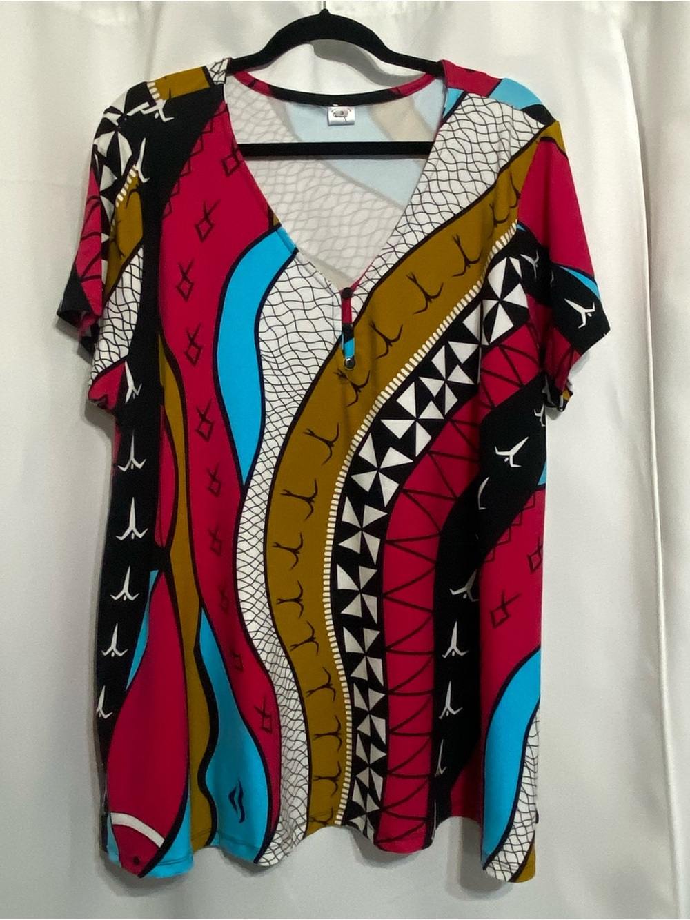 Missing Polynesia Women’s Multicolor Blouse Hawaiian Tribal Design Size 3